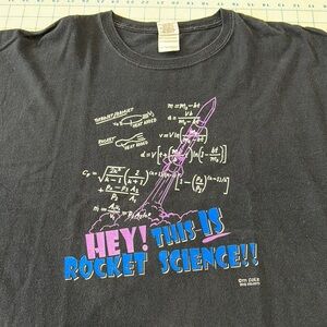 🚨Black Graphic T-Shirt with Rocket Science Design size 2XL